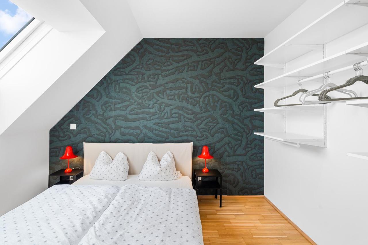 Apartment Ding Design In Brigittenau *