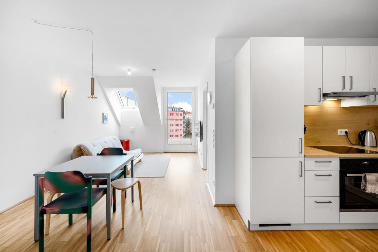 Ding Design In Brigittenau Apartment Vienna