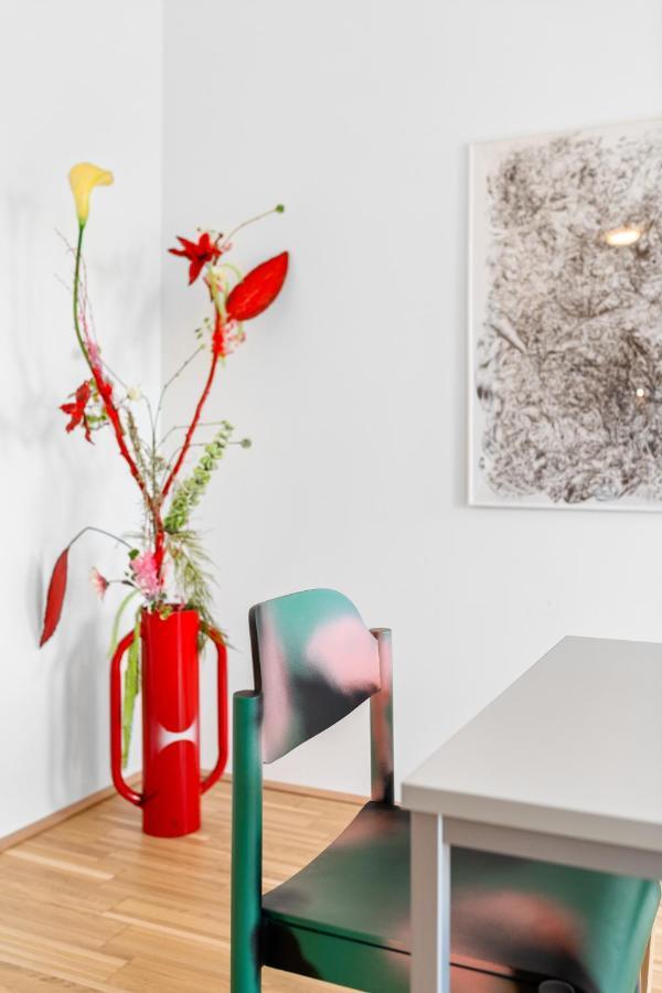 Ding Design In Brigittenau *