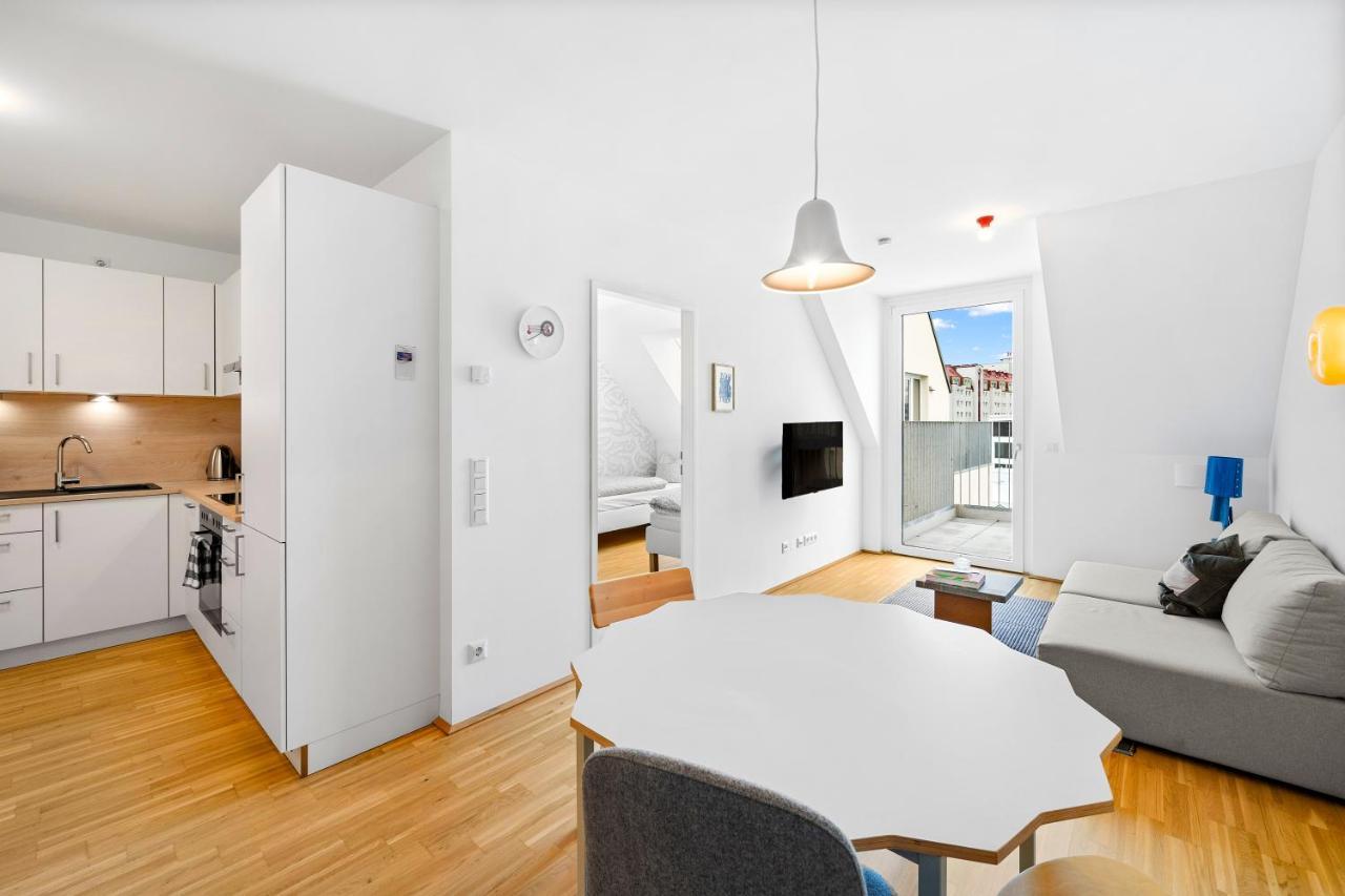 Apartment Ding Design In Brigittenau *