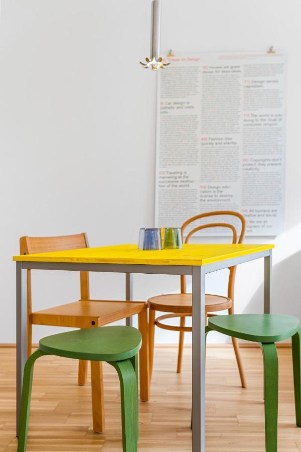 Apartment Ding Design In Brigittenau Vienna