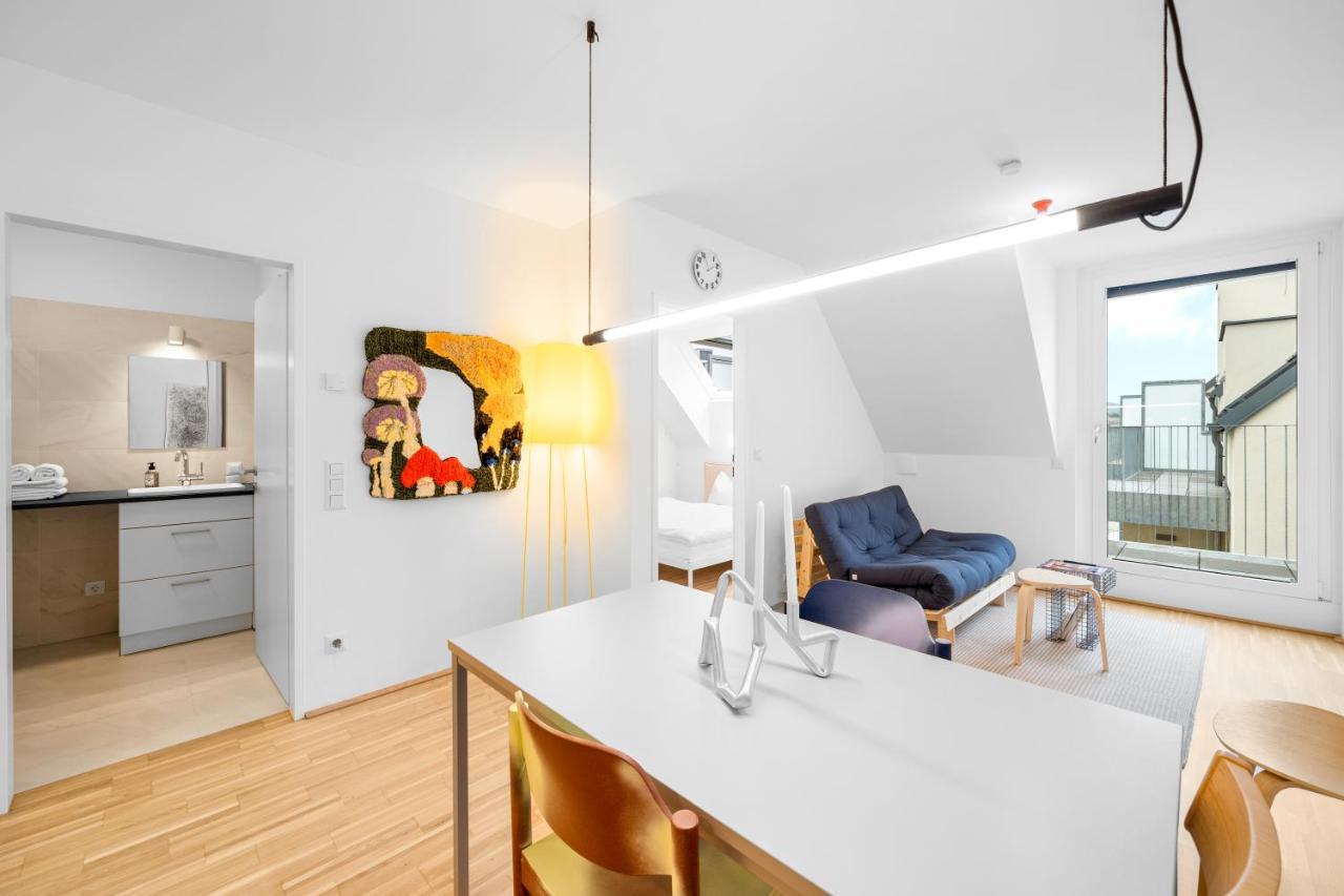 Apartment Ding Design In Brigittenau *