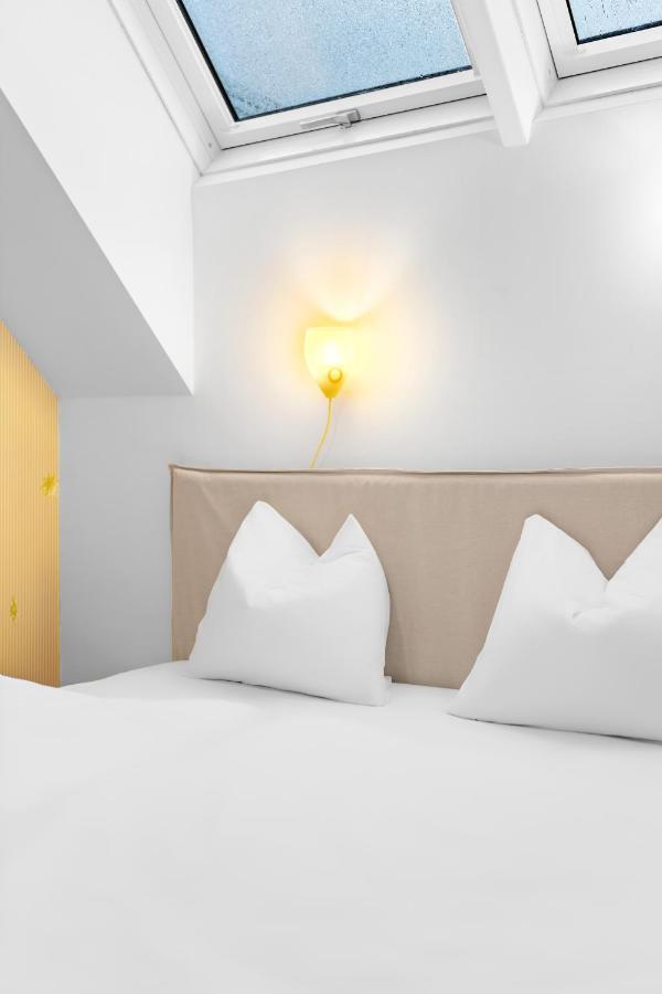 Apartment Ding Design In Brigittenau