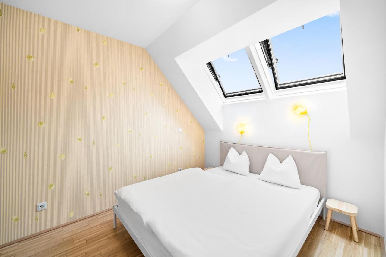 Ding Design In Brigittenau Apartment Vienna