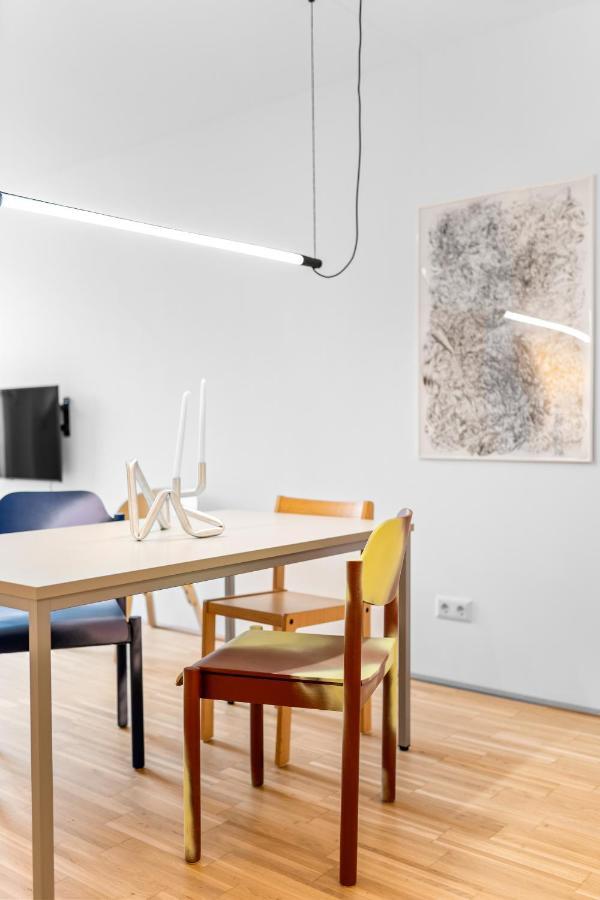 Ding Design In Brigittenau * Vienna